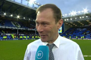 Ferguson: Maybe I'll get Ancelotti a few bottles of wine and be co-manager!"