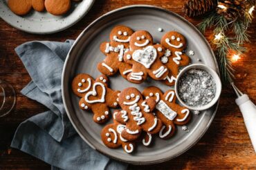 How to Photograph Food with Holiday Lights