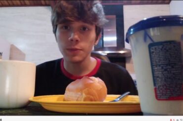 Bob Avia VLOG:  Talk and review food | Bertha’s pizza, south-west – Italian street-food