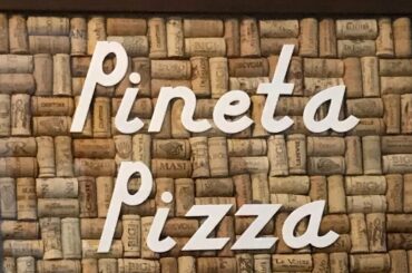 E4 makes our own pizzas in Naples, Italy!