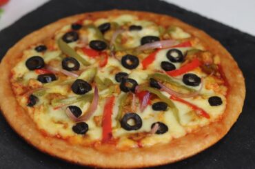 No Oven Chicken Pizza Recipe ॥ Tawa Pizza Recipe ॥ Without Oven Pizza Recipe