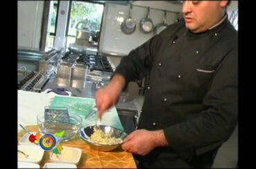 polpettine di pesce course in Italian cuisine.