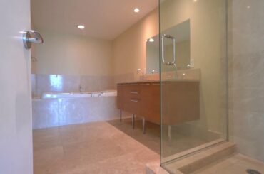 JADE BEACH 3101 17001 Collins Ave, Sunny Isles, FL 33160