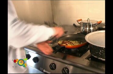 pasta col capuliatu course in Italian cuisine.