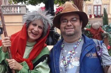 La Befana Holiday Witch Rare Meet & Greet 2019 Epcot International Festival of the Holidays