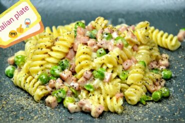 義式料理：奶油火腿青豆意面/Italian recipe: Pasta with cream ham and peas   /Pasta con panna prosciutto e piselli