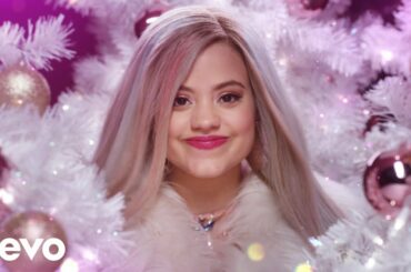 Sarah Jeffery, Jadah Marie - Audrey's Christmas Rewind