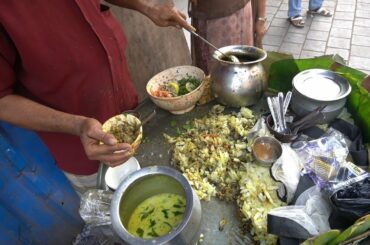 60 Year Old Mumbai Famous Tasty Chana Batata Wala  | Indian Street Food