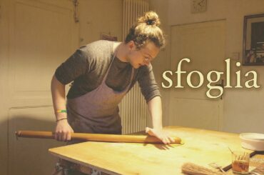 Making homemade sfoglia