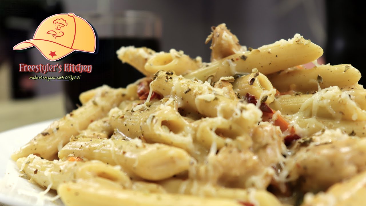 White sauce pasta/ Pasta in white sauce/ Indian style white sauce pasta/ Pasta recipe/ Chicken Pasta White sauce pasta/ Pasta in white sauce/ Indian style white sauce pasta/ Pasta recipe/ Chicken Pasta