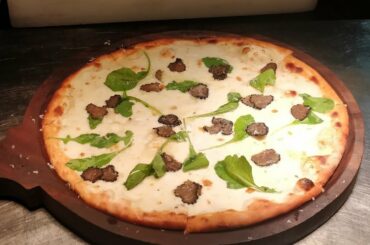 Rs 3,500 For Pizza & Pasta |  Delhi  | Oh Teri | Hmm!