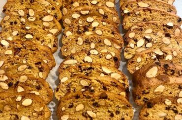 Kamut farro biscotti with bergamot - theeternaltable.com