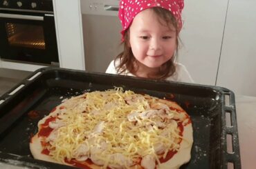 2 year Old Making Pizza