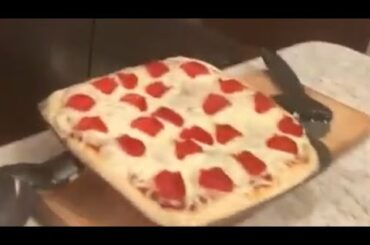 How to cook pizza (English)