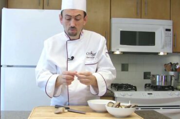 How to Clean Oyster Mushrooms - How to Clean Mushroom Before Cooking - Cleaning Mushrooms