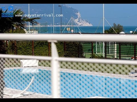 Holiday agriturismo with private swimming pool near the sea in LeMarche, Italy Holiday agriturismo with private swimming pool near the sea in LeMarche, Italy