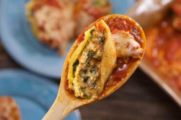 Emeril Lagasse's Super-Stuffed Shells with Spinach and Italian Sausage