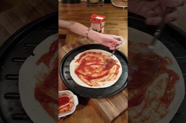 Easy cooking for kids (part 1) pizza🍕🍕