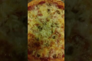 My cheese pizza 🍕