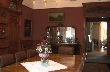 Mansion Dining Room pan