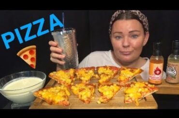 Southern spiced pizza & coralicious sauce 😘