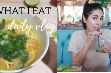 what I eat in a day: smoothies, brunch + homemade ramen. | daily vlog