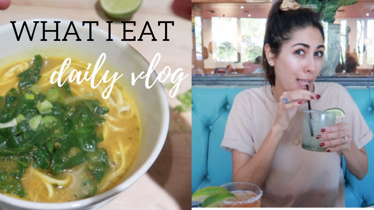 what I eat in a day: smoothies, brunch + homemade ramen. | daily vlog what I eat in a day: smoothies, brunch + homemade ramen. | daily vlog