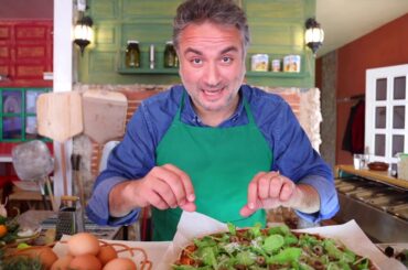 INNOVATING... Lebanese Pizza or Italian Manoucheh? Some of the Tastiest Creations Ever!