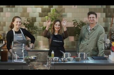 Gabrielle Aplin - Delicious Mushroom Rigatoni Bolognese with allplants. #FoodWithFriends