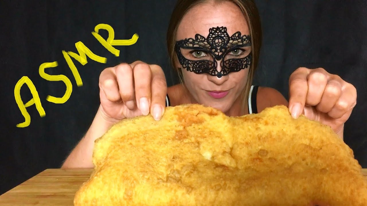 ASMR PIZZA FRITTA NAPOLETANA (Deep Fried Pizza) Eating Sounds Mukbang ASMR PIZZA FRITTA NAPOLETANA (Deep Fried Pizza) Eating Sounds Mukbang