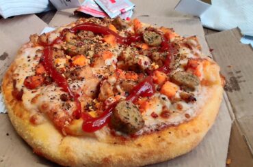 #Domino's Pizza #Chicken Barbeque #hot #yummy