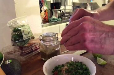 CHICKEN SOFT TACOS AND FRESH SALSA [13 Minutes] Cook With Me