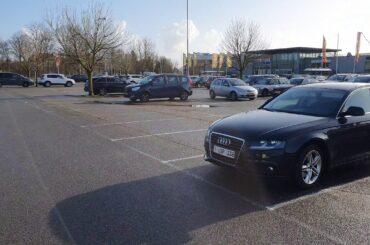 Hulst shopping center station square on Sunday
