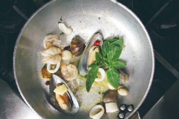 Linguini Seafood | Bacco Italian Restaurant & Wine Bar
