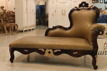 #204 Victorian Wooden Diwan | Antique Style Furniture | Wood Couch Buy Online @Aarsun Woods