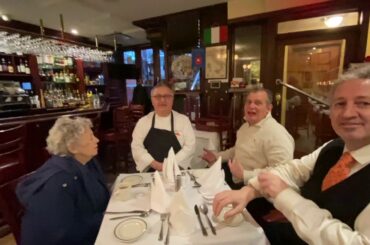 WHAT DO NON ITALIANS ORDER AT ITALIAN RESTAURANTS