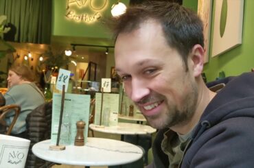 Melissa & Sandy in Italy 4sat