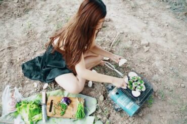 Beautiful girl Cooking Veneridae   How To Cook Veneridae In VIETNAM   Countryside Food720p