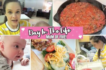DAY IN THE LIFE OF A MOM OF FIVE! | MANLEY GETS A BUMBO SEAT!