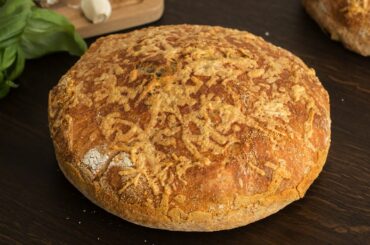 No-Knead Cheese Bread Recipe