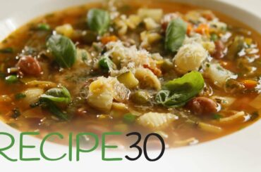 The best Italian Hearty Minestrone Soup