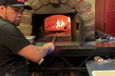 Cooking with the Blues EP 32, Roberto's Pie