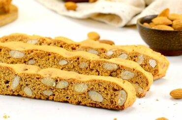 Keto Almond Biscotti Recipe - Low Carb Italian Cookies - 2g Net Carbs (Easy Bake)