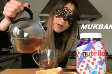 MUKBANG ITA: MANGIO PANINO NUTELLA CON THÉ | DOLCE CIBO (EATING SHOW ITALIANO)