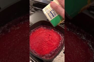 How to Make Italian Tomato Sauce