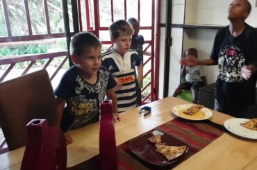 Family pizza challenge competition