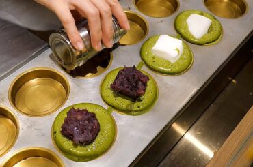 Green tea cakes (With rice cake) - Taiwan street food