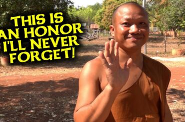 A BUDDHIST MONK gave me the best gift I've ever received in THAILAND! - Dāv Kaufman Vlogs