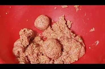 Spaghetti & Meatballs With Italian Sausage, &Garlic Bread😎