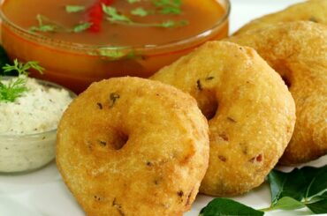 होटल जैसे क्रिस्पी और इंस्टेंट मेदु वडे बनाएं सूजी से | Instant Medu Vada Sambhar Recipe
